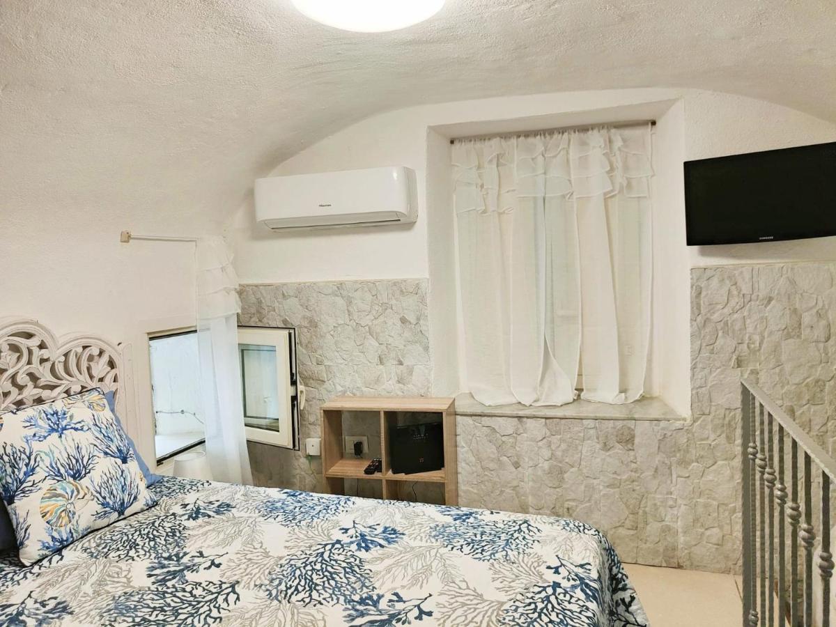 Casa Dell'Antico Teatro Di Neapolis Nel Centro Storico Di Napoli Apartment Bagian luar foto